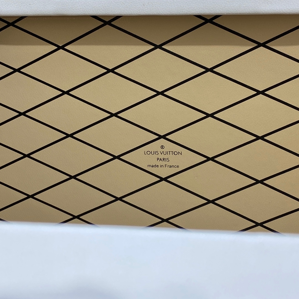 Louis Vuitton Petite Malle