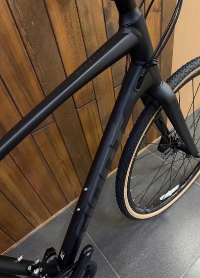 Велосипед Giant Revolt F1 - 2025 Black matte