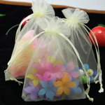 Мешочки из органзы бежевого цвета для упаковки подарков
