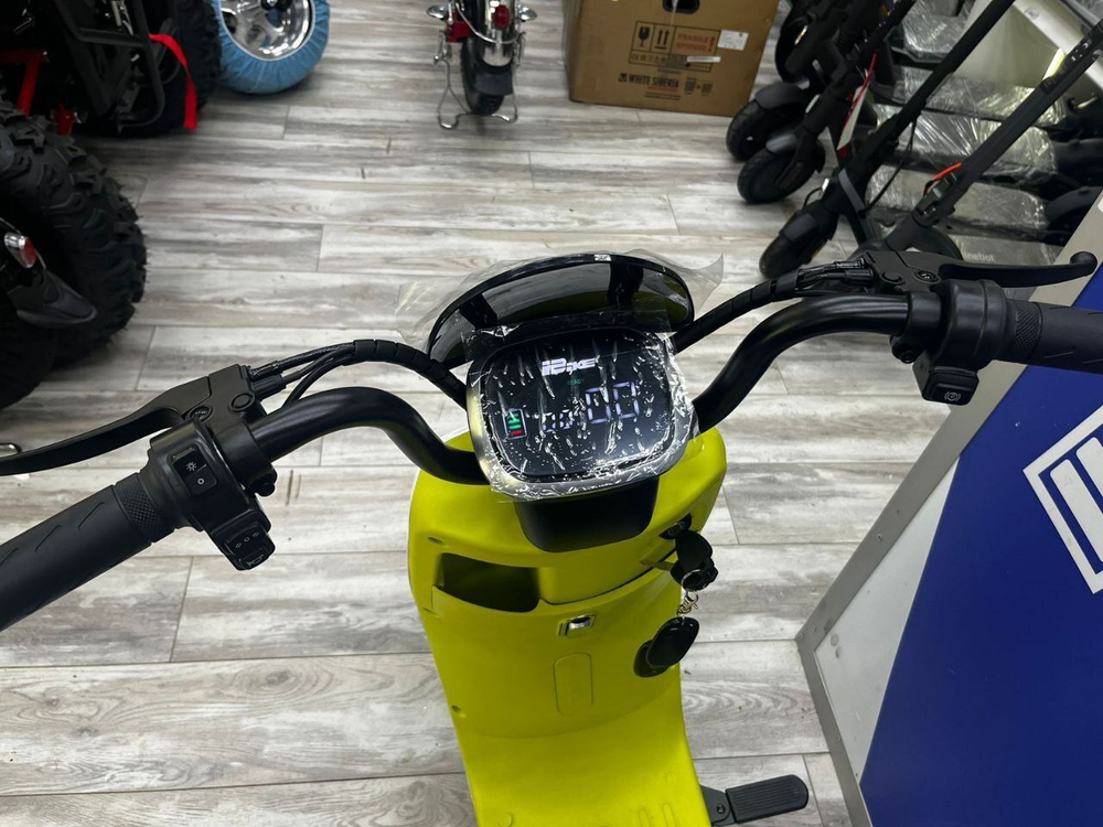 Электроскутер Spetime eScooter Q30 White/Yellow