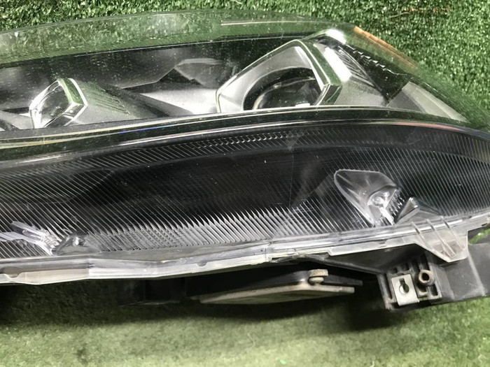 Фара левая Haval F7 (2018-2024) LED