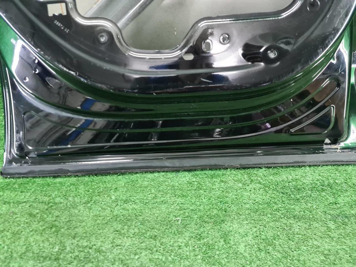 Дверь задняя левая Volvo XC40 (2017-н.в.)