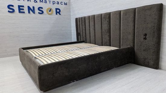 Тесоро в темно-шоколадном цвете