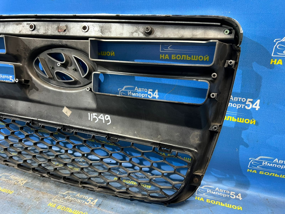 Решетка радиатора HYUNDAI STAREX 2004-2007