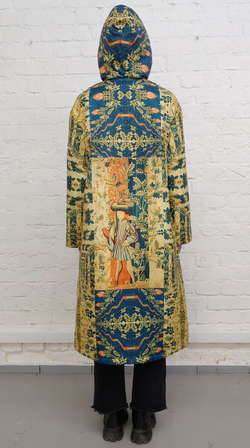 Пальто "Дама и её паж", по мотивам старинной шпалеры 15 в."Дама и ее паж"
