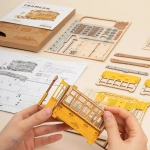 Деревянный конструктор Винтажный Трамвай TG505 (Rolife)