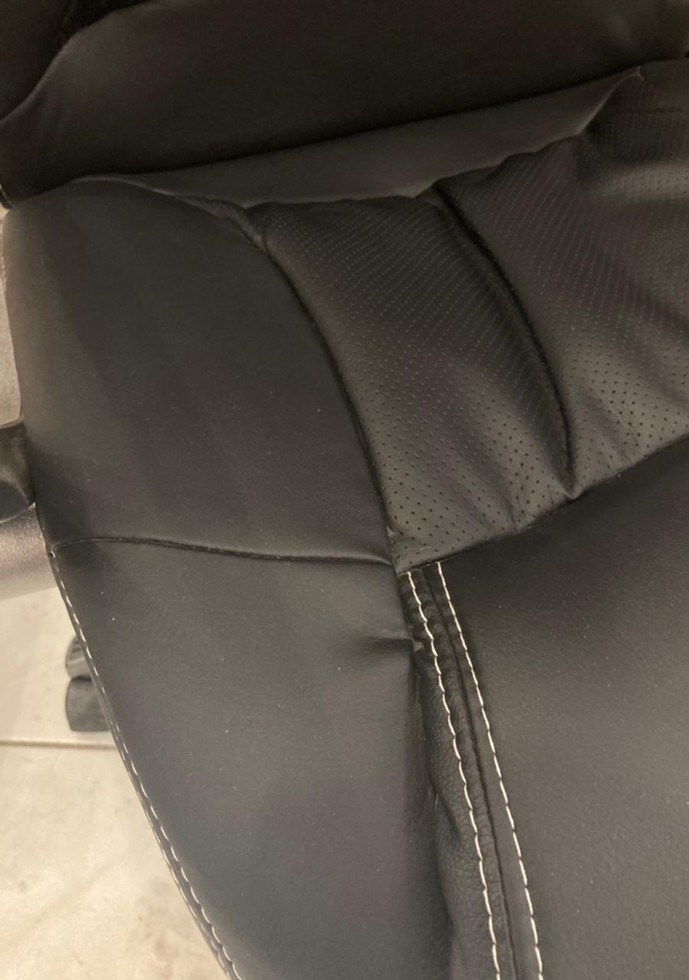 Кресло д/персонала СХ0049Н черное