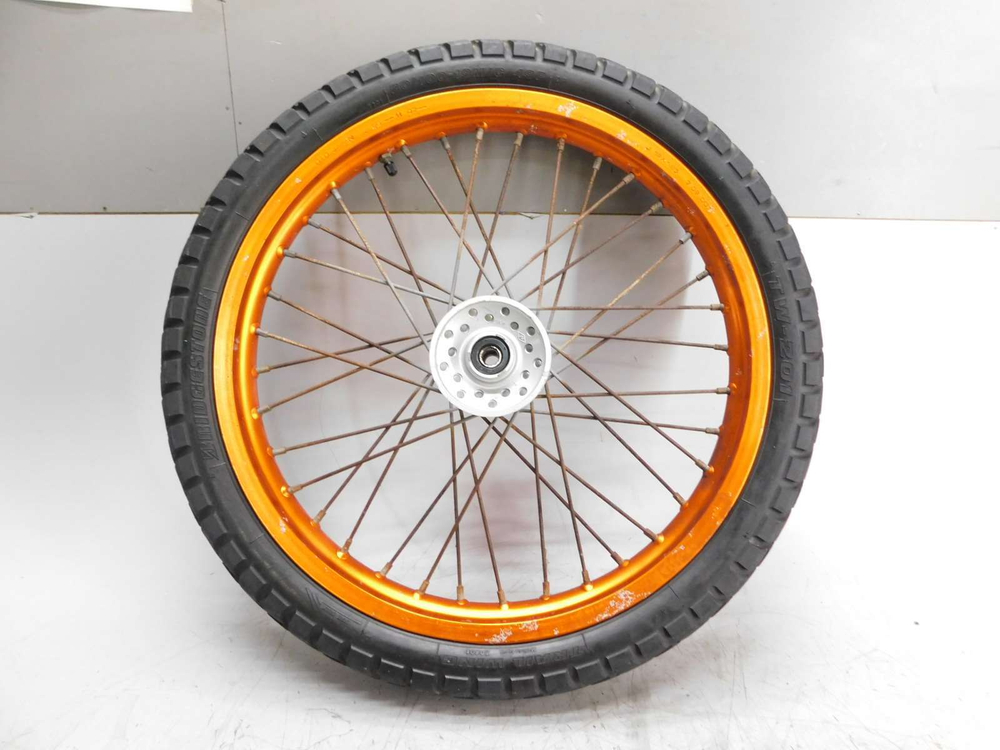 Колесо переднее Yamaha XG250 Tricker DG16J 2008