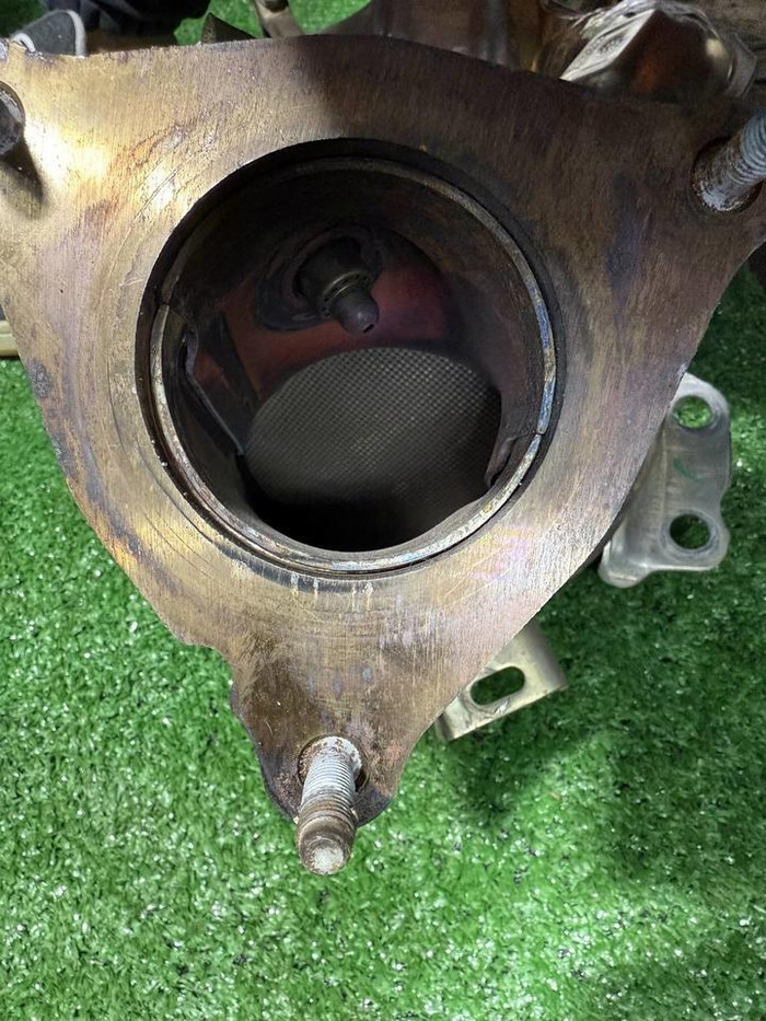 Катализатор Land-Rover Discovery Sport (2019-н.в.)