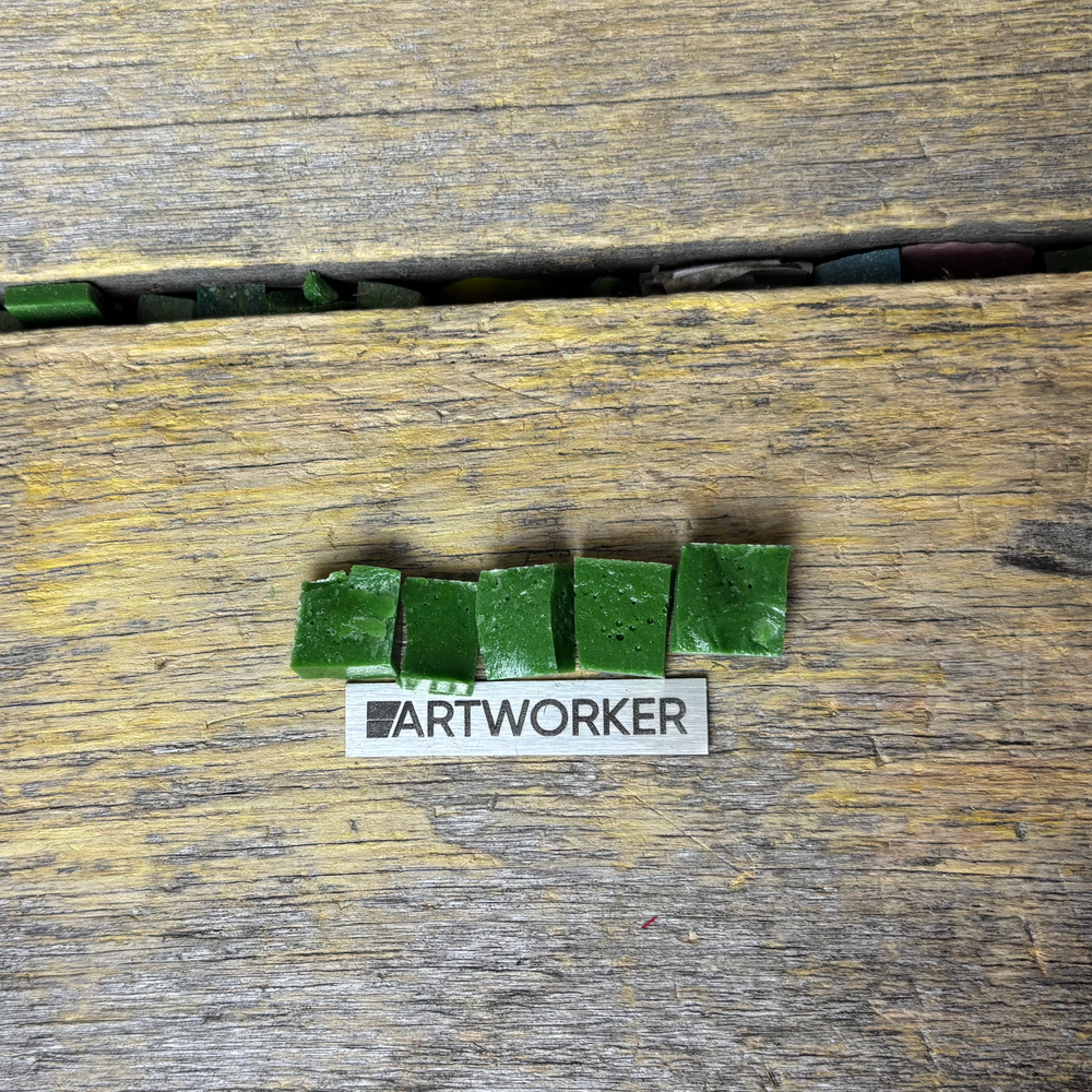 V1.K.green смальта разноформатная колотая зеленых оттенков