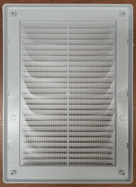Решетка 185/255 ЛР 185-ОК вентиляционная рамка с сеткой, с защитой от обратной тяги title=