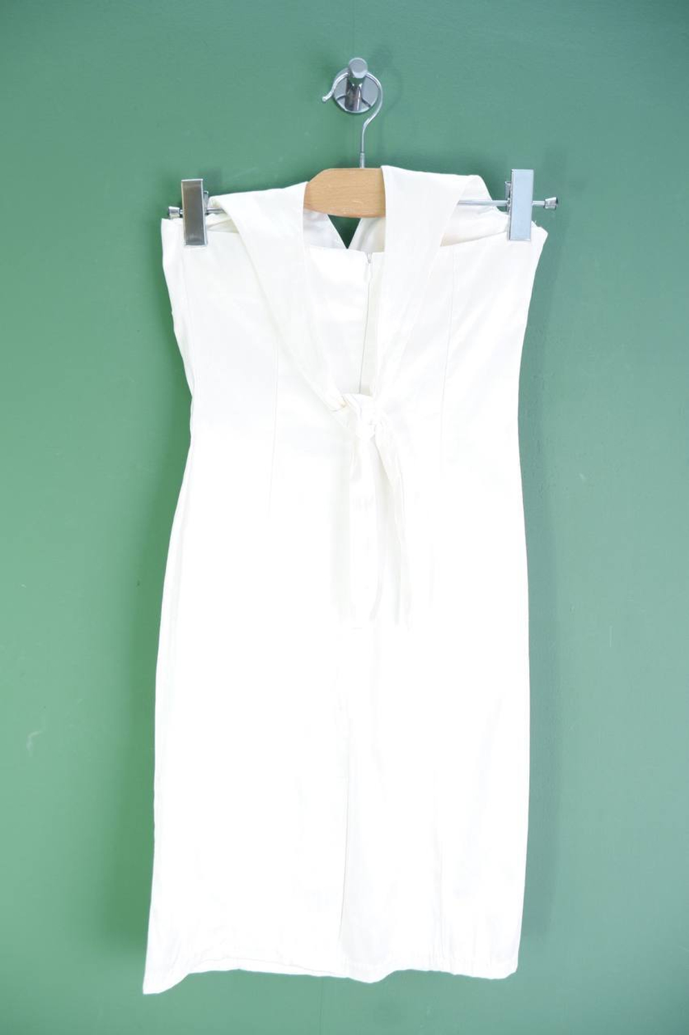 Платье с открытыми плечами, маркировка S, визуально 44 размер