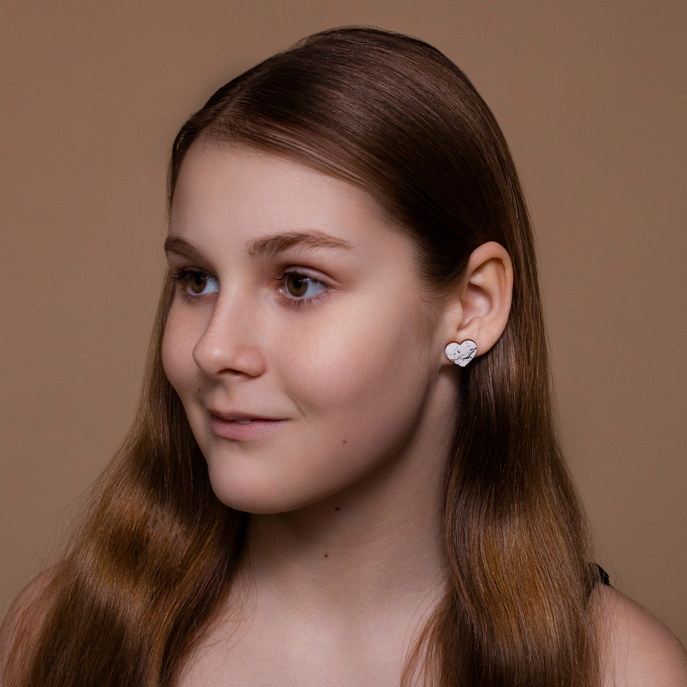 Серьги - Пусеты Сердечки - Белый Роспись