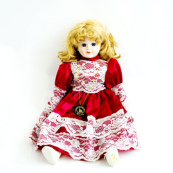 Фарфоровая кукла. Susan. Таиланд 1989 г. 42 см