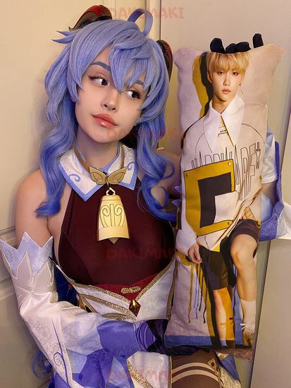 Мини дакимакура Феликс из Стрей Кидс | Stray Kids арт. M1019, 60х20 см