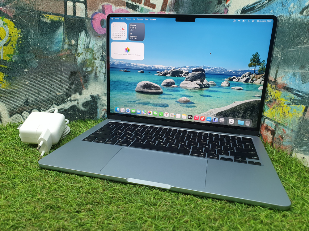MacBook Air 13 (2025, M4) A3240 16Gb/256Gb 24цикла