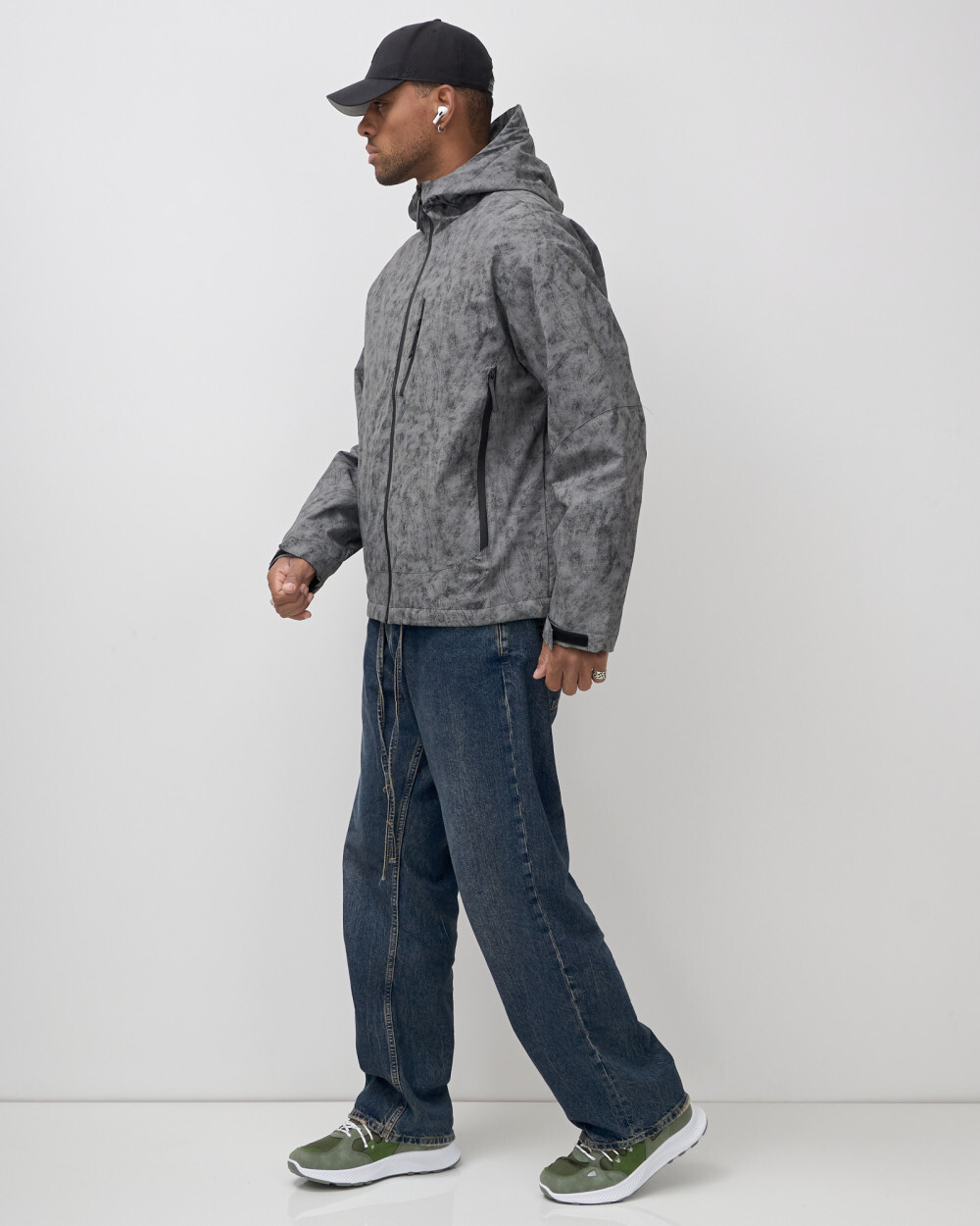 Куртка спортивная мужская весна осень серого цвета 25470Sr
