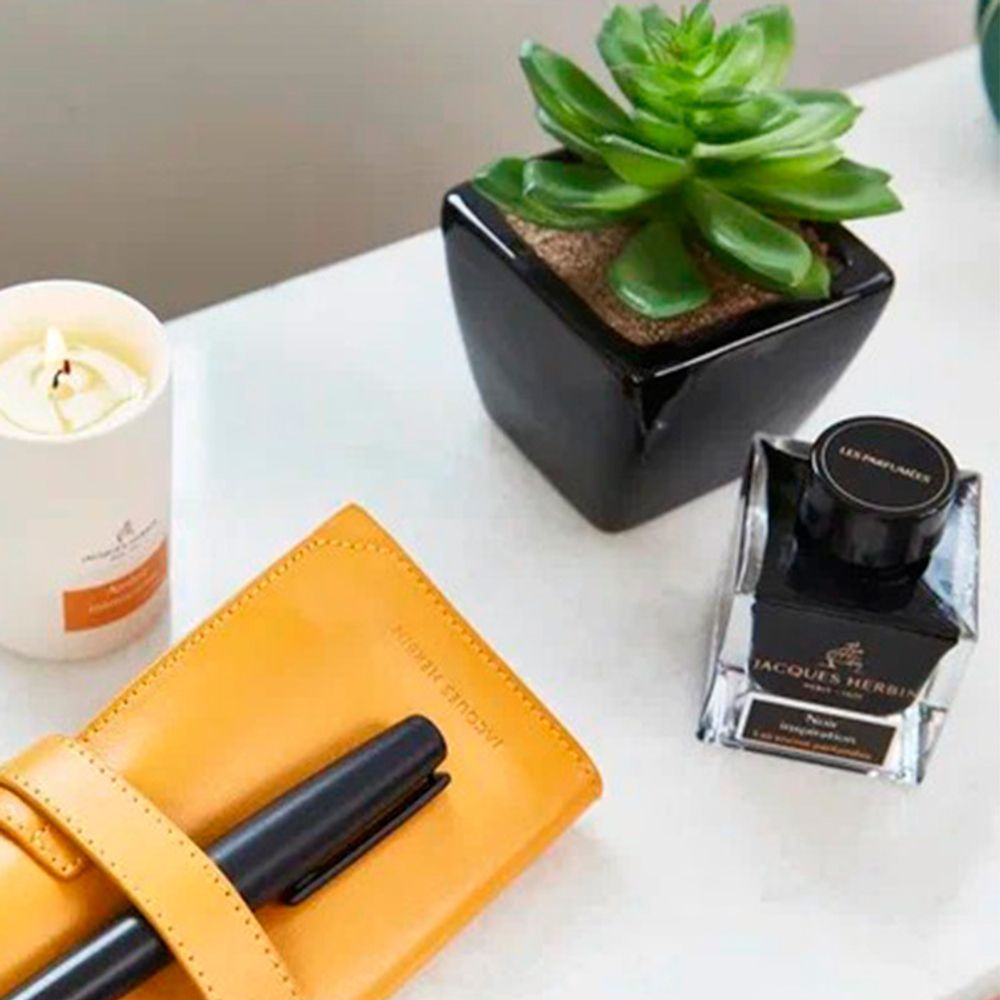 Ароматизированные чернила во флаконе Herbin Prestige 50 мл Noir inspiration черные (14709JT) 3