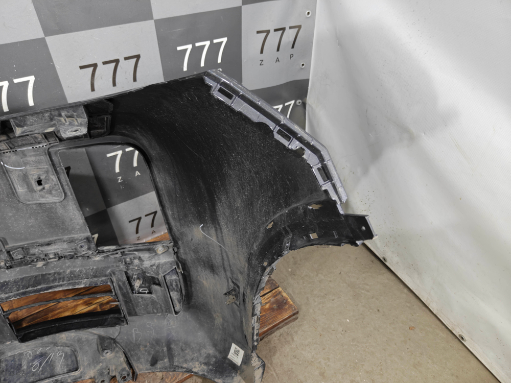 Бампер передний LiXiang L7 23-нв Б/У Оригинал X0328030020