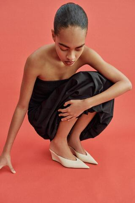 ZARA ТУФЛИ-МЮЛИ НА ТАНКЕТКЕ, БЕЛЫЙ
