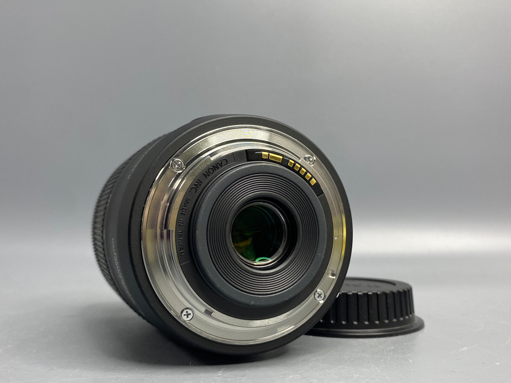 Canon EF-S 18-135mm 3.5-5.6 IS Nano USM