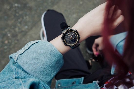 Наручные часы Casio Baby-G BGS-100GS-1A с шагомером