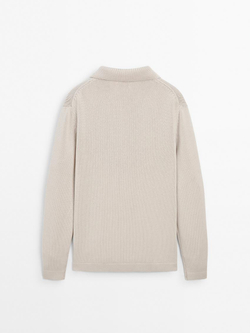 Massimo Dutti Трикотажный свитер с воротником поло на молнии, бежевый