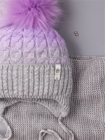 Шапка для девочки зимняя вязаная с помпоном и снуд