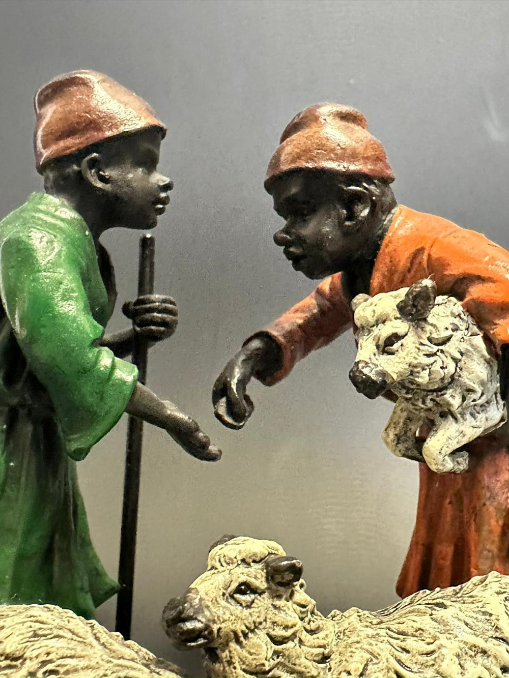 Бронзовая скульптура в стиле Венской бронзы «Покупка барана»