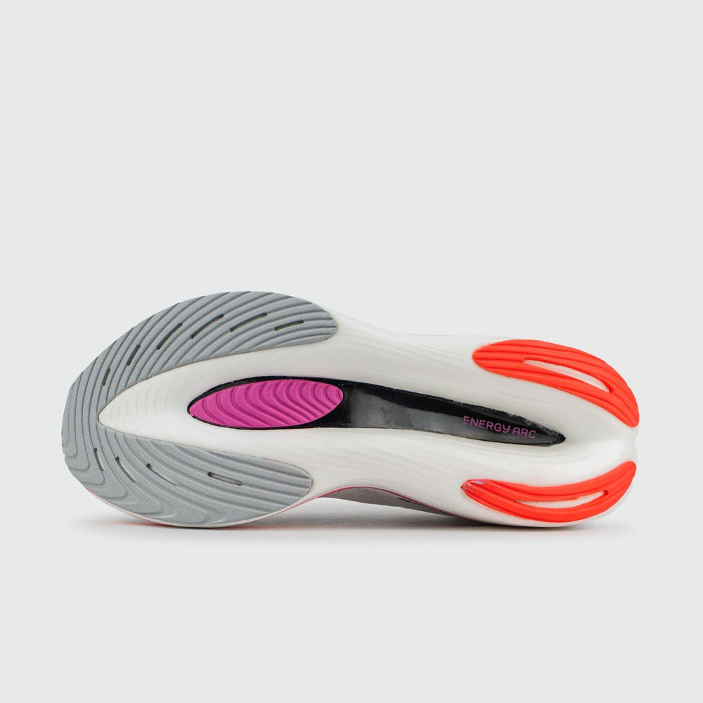 Кроссовки New Balance FuelCell SC Elite V3 White Pink