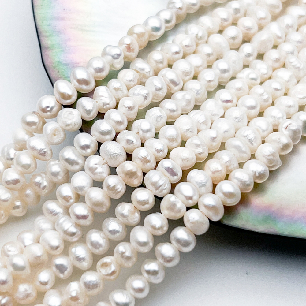 Жемчуг Микро бусины, размер около 3,5-4 мм, цена за нить 36 см