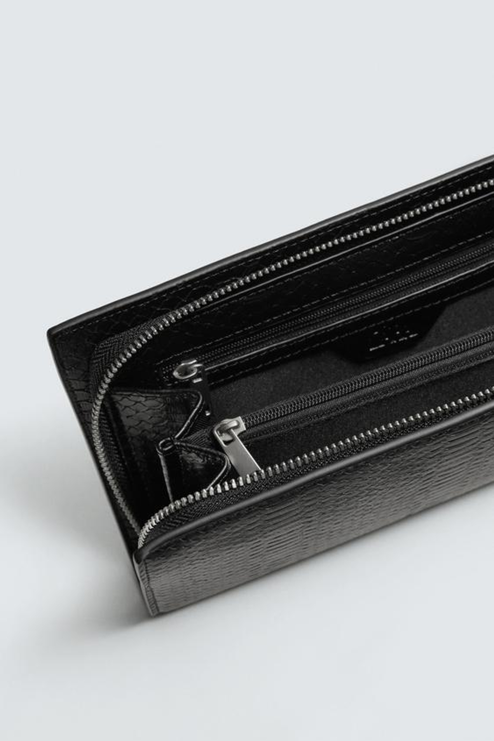 ZARA КОШЕЛЕК XL С ТИСНЕНИЕМ ПОД КОЖУ КРОКОДИЛА, ЧЕРНЫЙ