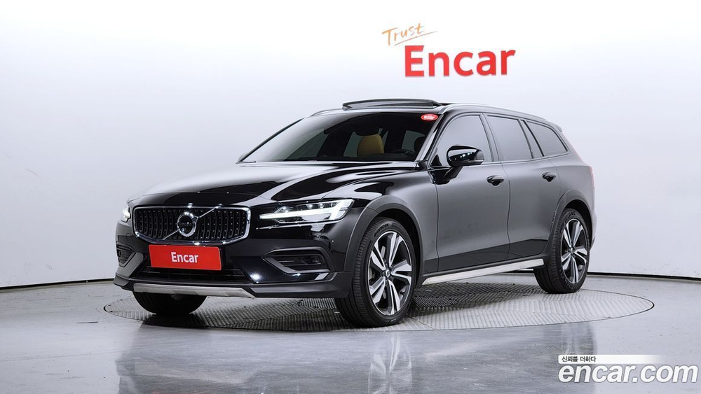 Volvo V60 Cross Country 2 Generation T5 Pro AWD (02.2020)