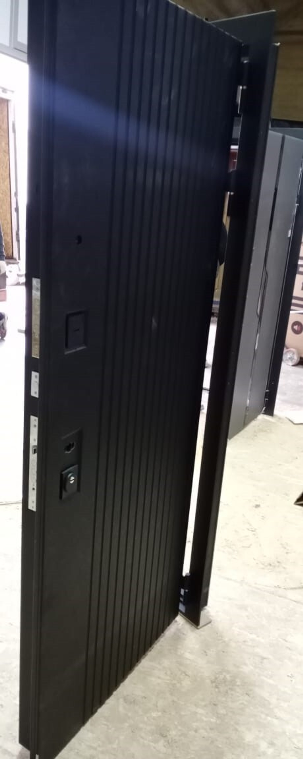 Дверь Входная Бункер BN-06 31 Черный кварц