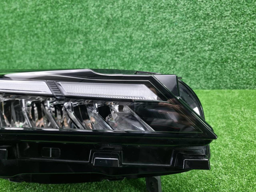 Фара правая Geely Coolray (2023-н.в.) LED