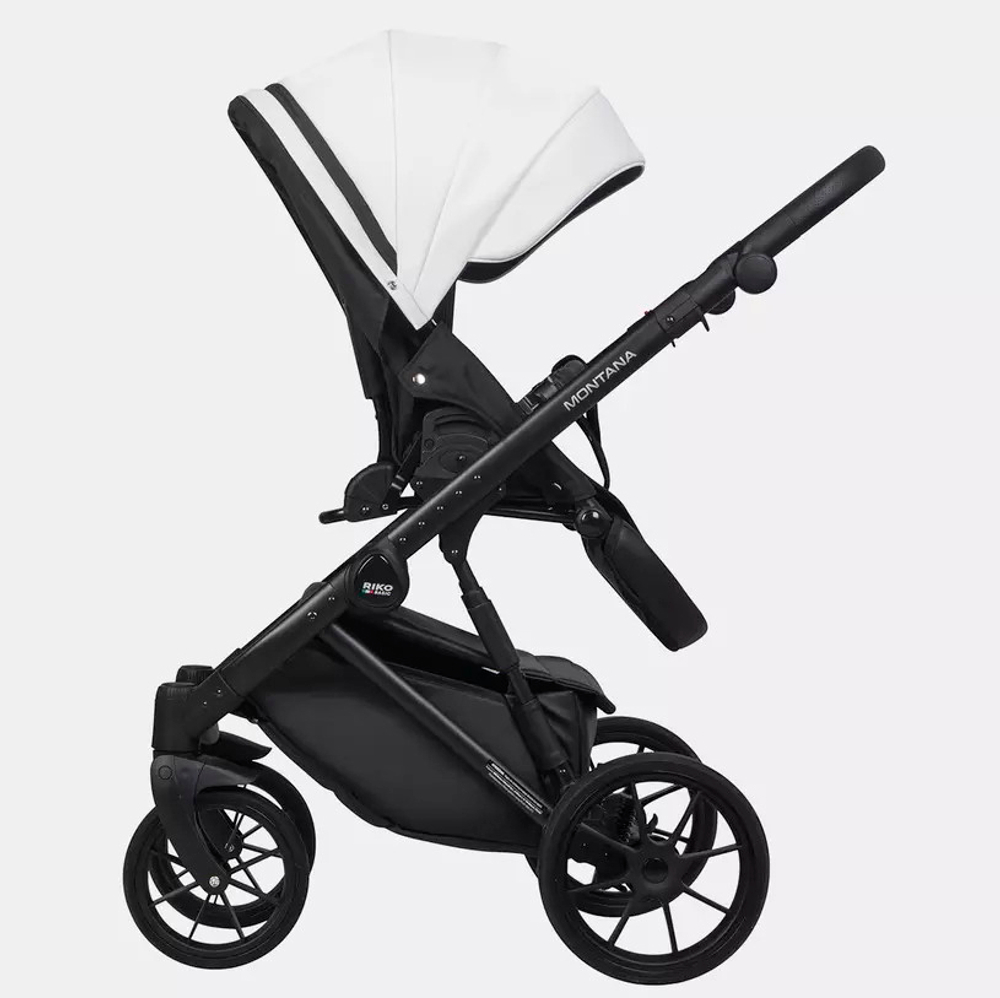 Детская коляска Riko Basic Montana Ecco 3 в 1 32 White-Light Silver
