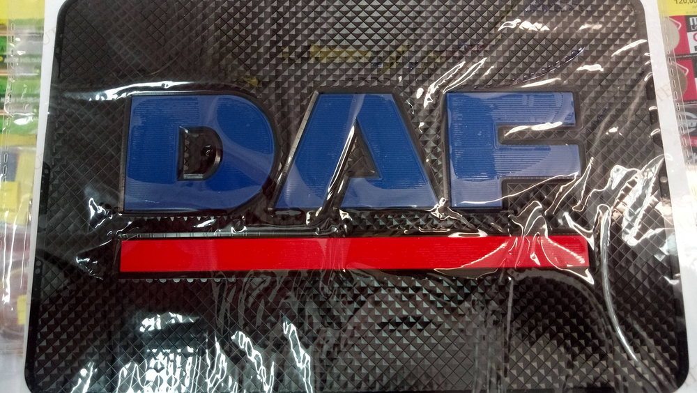 DAF / Люкс Коврик на приборную панель, DAF - ДАФ (1 шт.)