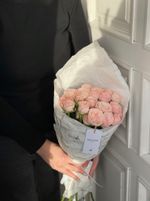 Авторский кулек с нежными розами