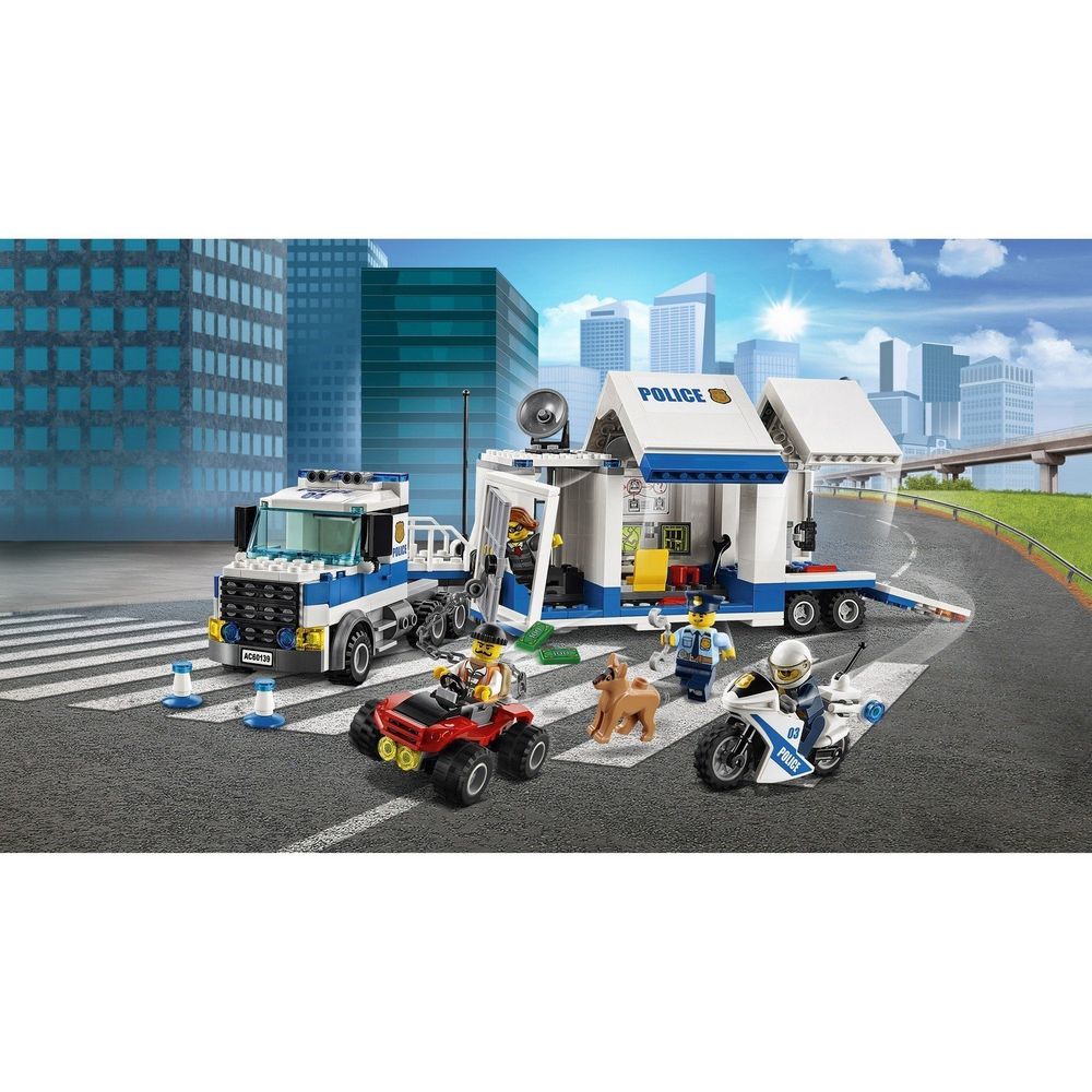 Конструктор LEGO City Police 60139 Мобильный командный центр