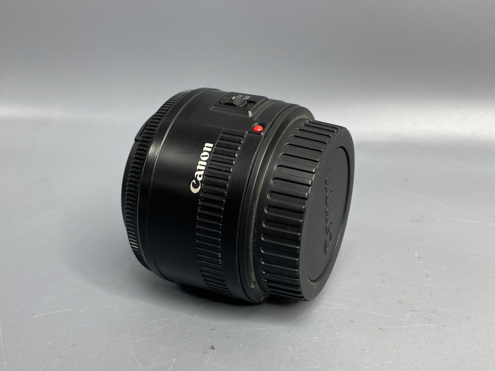Canon EF 50mm 1.8 II