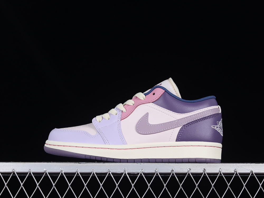 Купить кроссовки  Nike Air Jordan 1 Low Pastel Purple в баскетбольном магазине futbasket.ru