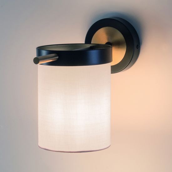 Настенный светильник (бра) Freya FR5377WL-01B