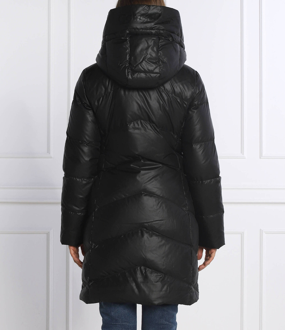 пуховое пальто essential Calvin Klein - черный(K20K204953)