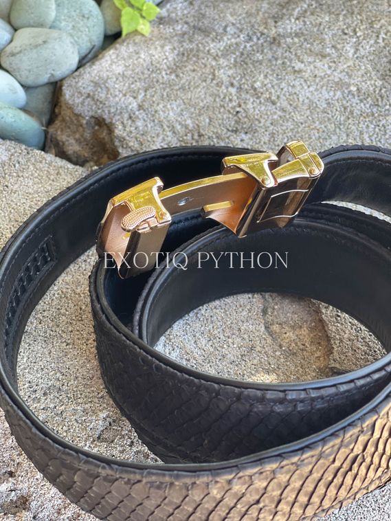 Ремень из кожи питона черного цвета AC-114