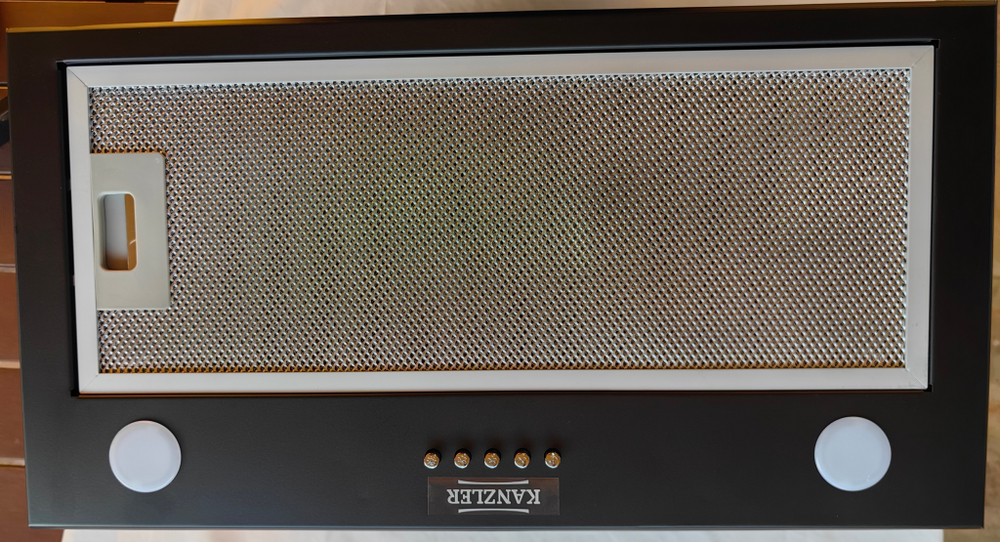 вытяжка D 545 S