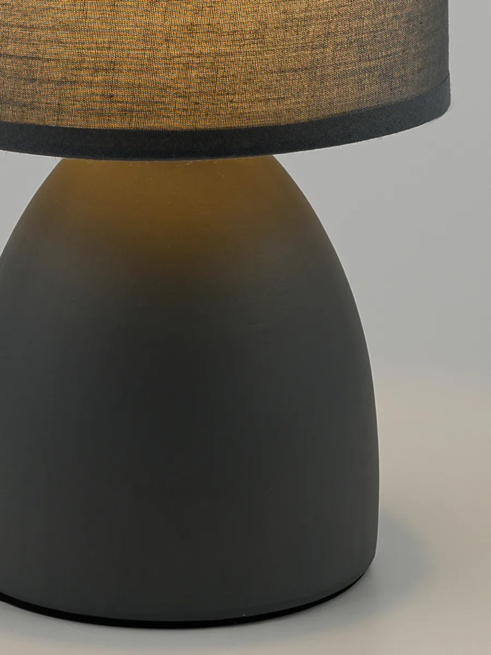 Настольный торшер на тумбочку, светильник прикроватный