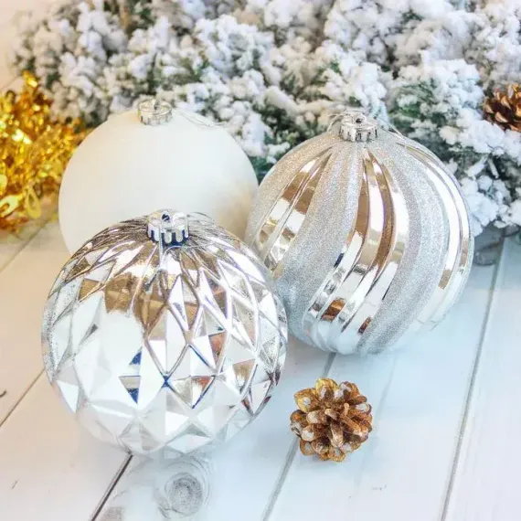 Набор шаров пластик Гиганты 15 см., 3 шт., серебро, Зимнее Волшебство (2122918)