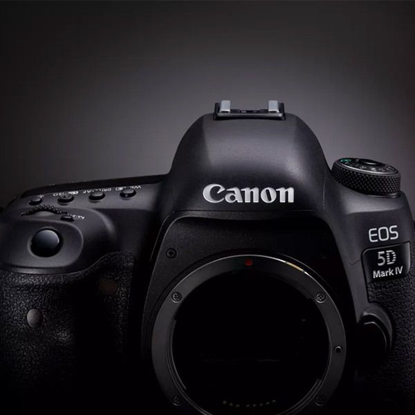 Canon EOS 5D Mark IV в деталях