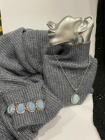 Комплект бижутерии. "Лунный камень" - подвеска, серьги и браслет в форме овала