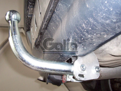Фаркоп оцинкованный Galia P027A для Peugeot 406 седан 1995-2004(паспорт и сертификат в комплекте)(без электрики)